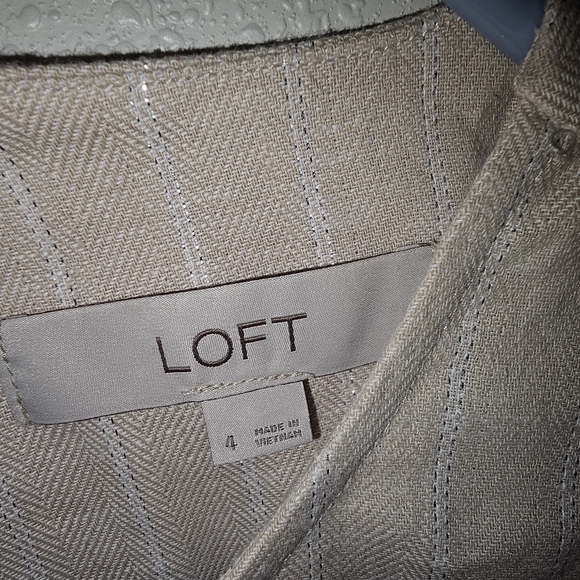 LOFT Linen Blend Sleeveless Shift Dress Size 4 Beige Shimmer Stripe A-Line - Picture 3 of 12